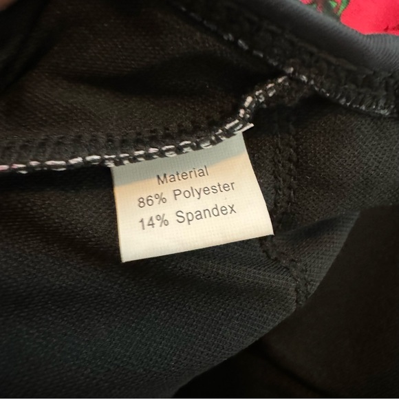 Begonia.K Tropical Print Deep V-Neck Criss Cross Floral One Piece Swimsuit - Picture 6 of 8